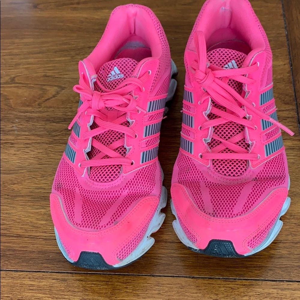 Adidas pink size 10W